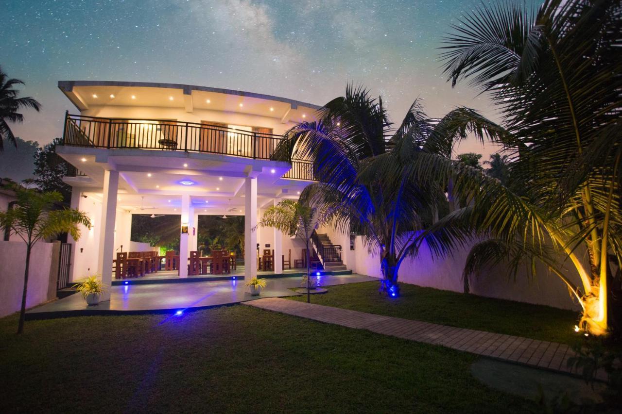 Lena Resort&Tours Beruwala Extérieur photo