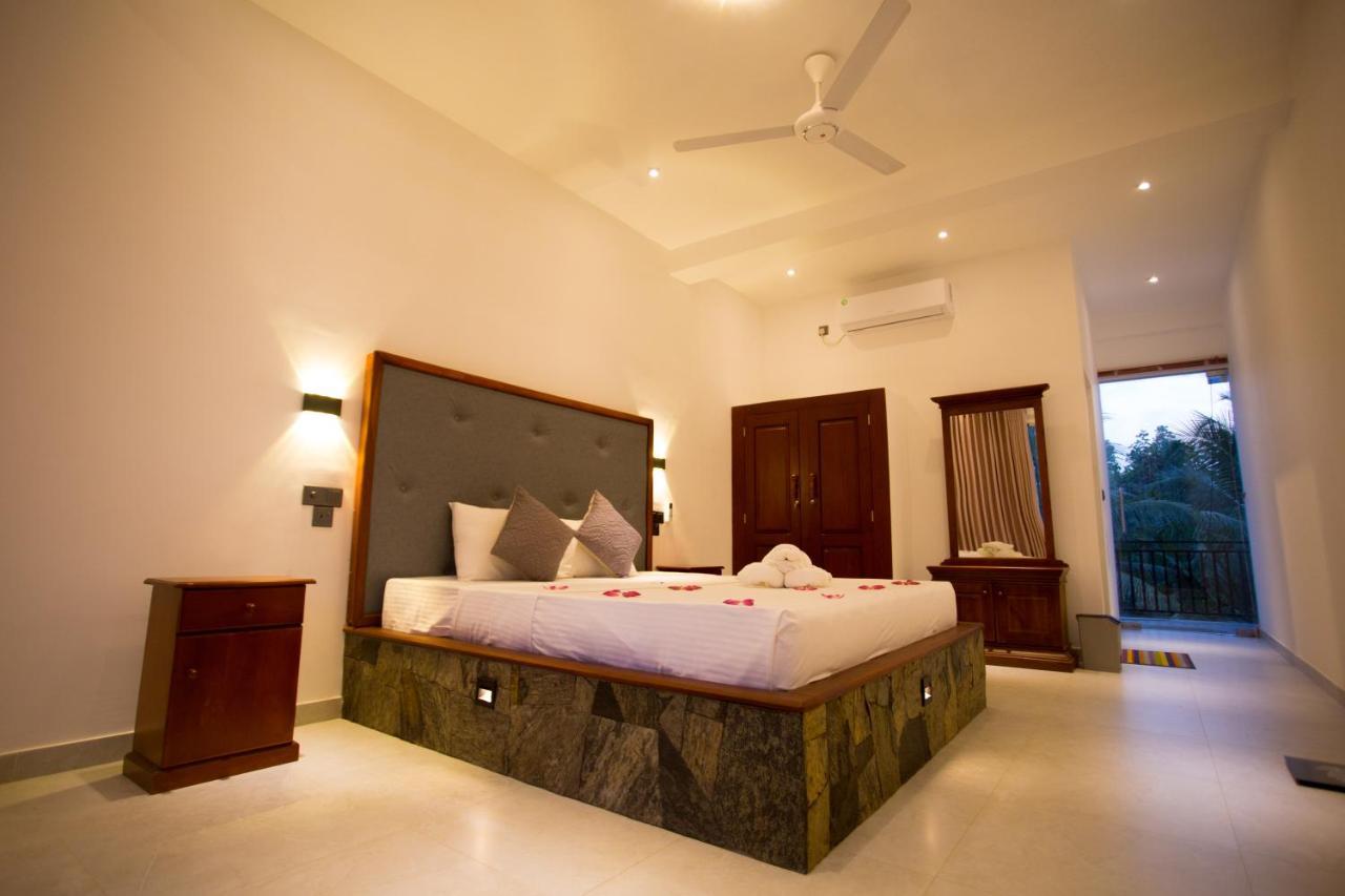 Lena Resort&Tours Beruwala Extérieur photo